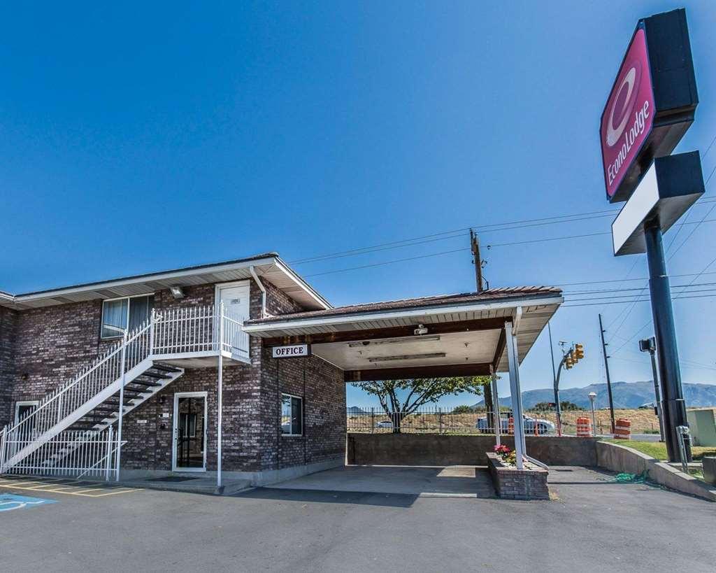 Ameri-Stay Inn & Suites Clearfield Exteriér fotografie